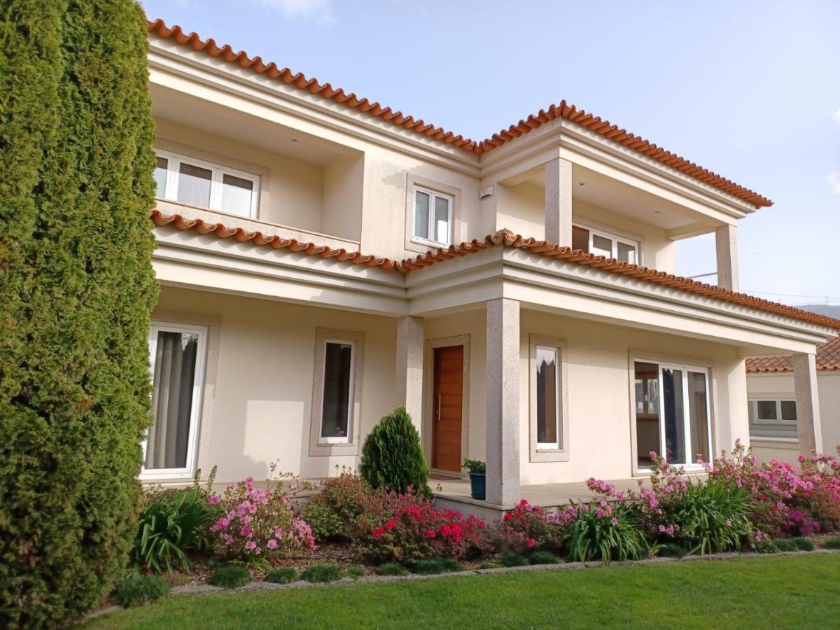 Vivenda Do Parque Holiday home *